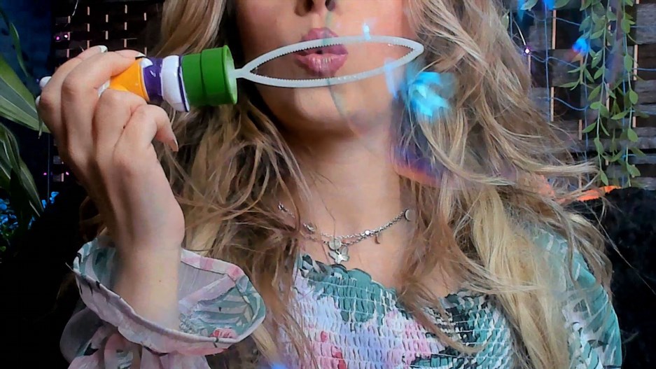 Petite Mercy - Blowing Big Bubbles Petite Mercy - Blowing Big Bubbles